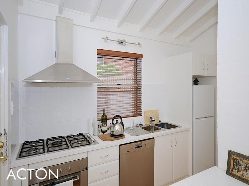 1/20 Princess Road, Crawley WA 6009