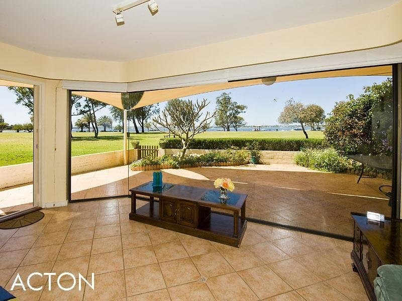 6/20 The Avenue, Crawley WA 6009