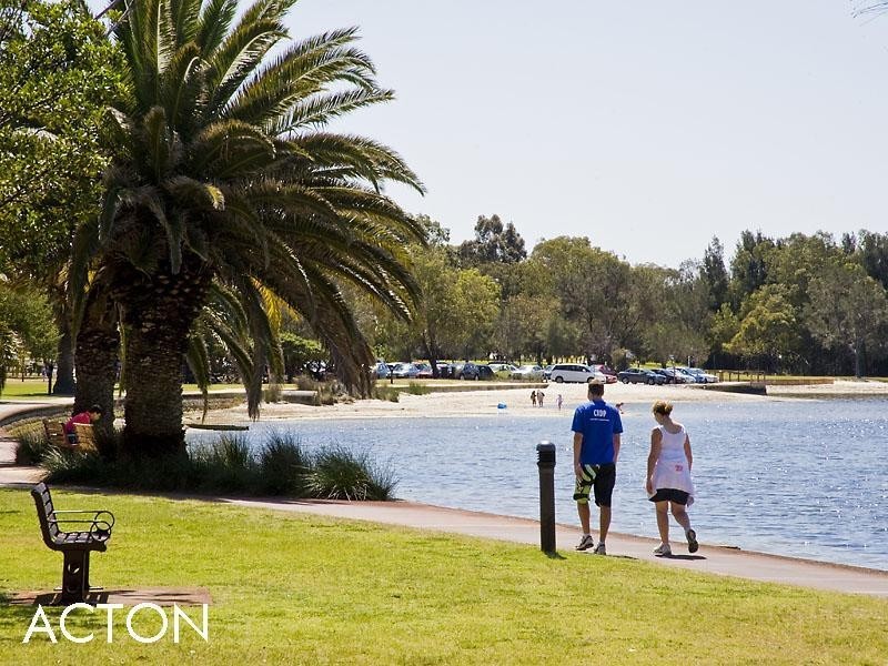 6/20 The Avenue, Crawley WA 6009