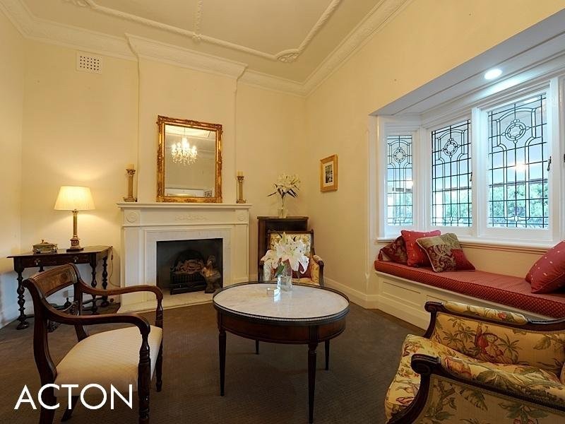 15 Leon Road, Dalkeith WA 6009