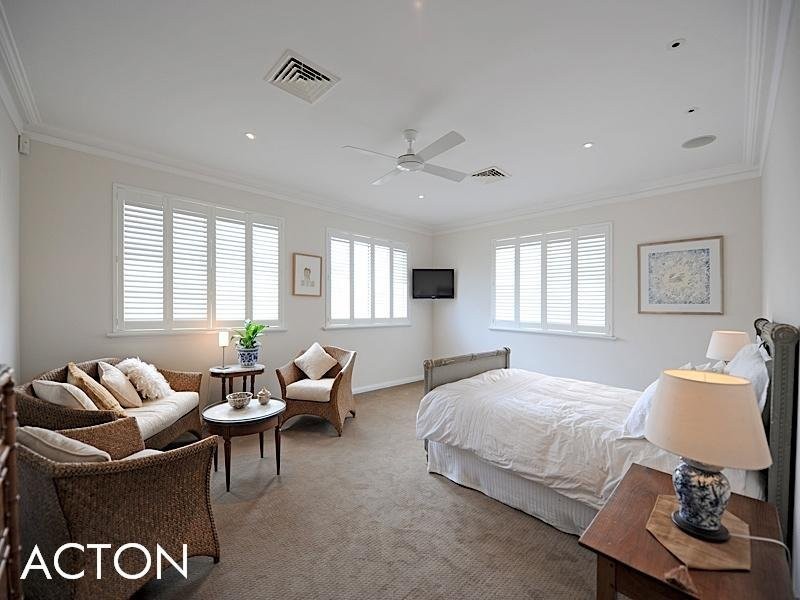 15 Leon Road, Dalkeith WA 6009