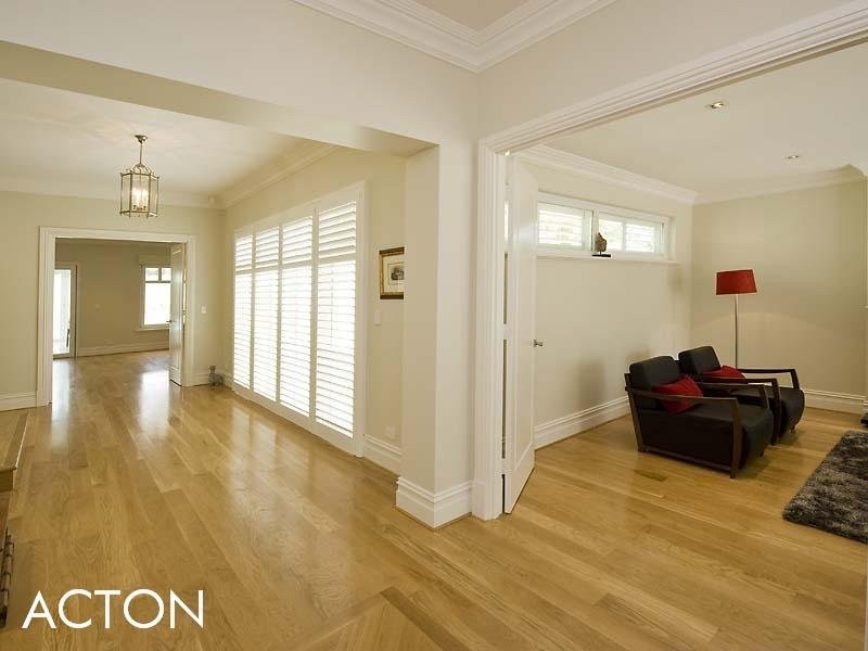 72 Waratah Avenue, Dalkeith WA 6009