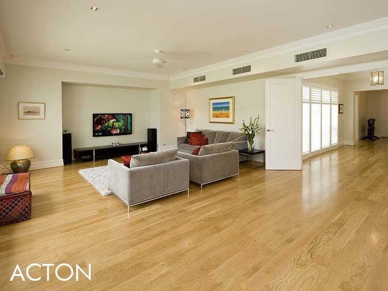 72 Waratah Avenue, Dalkeith WA 6009