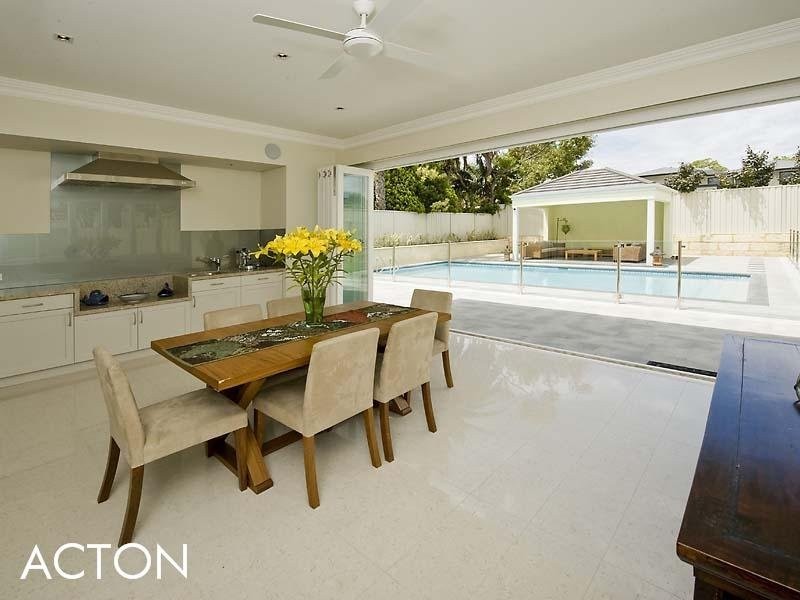 72 Waratah Avenue, Dalkeith WA 6009
