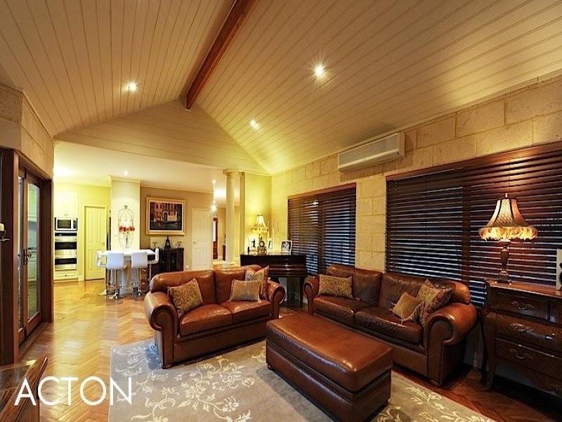 4 Northwick Parade, Mount Claremont WA 6010