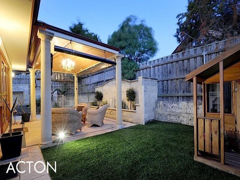 4 Northwick Parade, Mount Claremont WA 6010