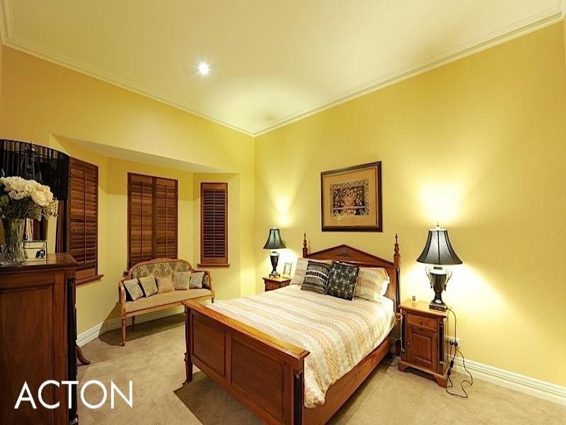 4 Northwick Parade, Mount Claremont WA 6010