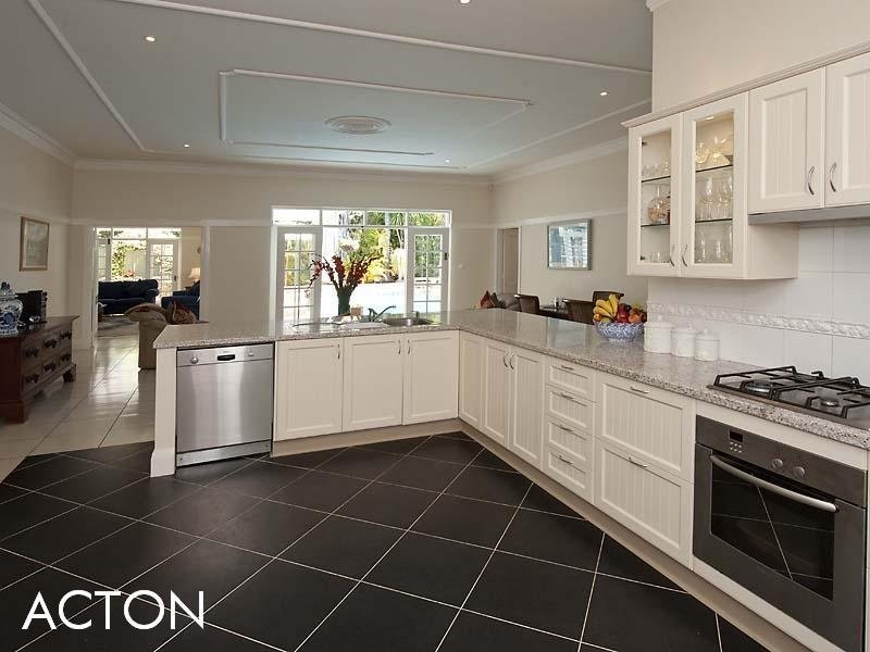 70 Waratah Avenue, Dalkeith WA 6009