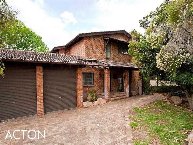 100 Archdeacon Street, Nedlands WA 6009