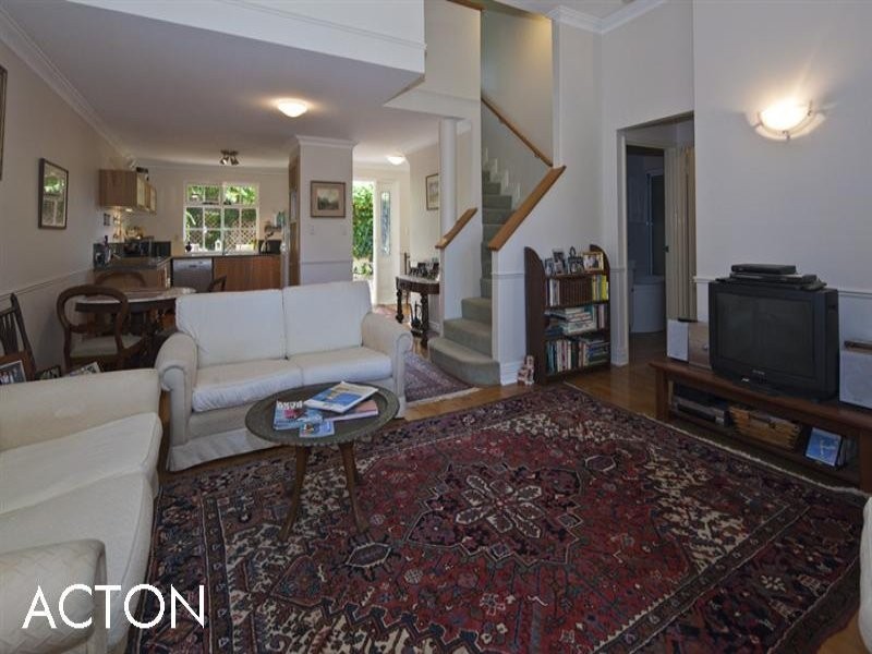 2/25 Barnfield Road, Claremont WA 6010