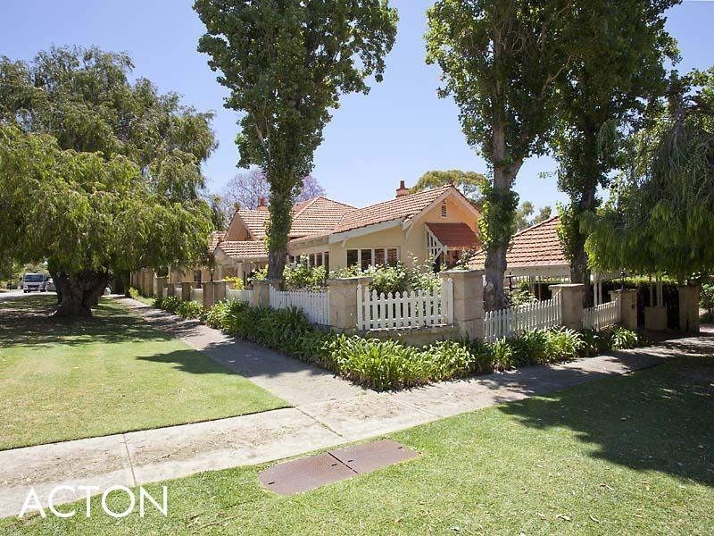 11 Parry Street, Claremont WA 6010