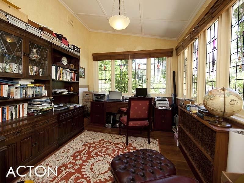 11 Parry Street, Claremont WA 6010