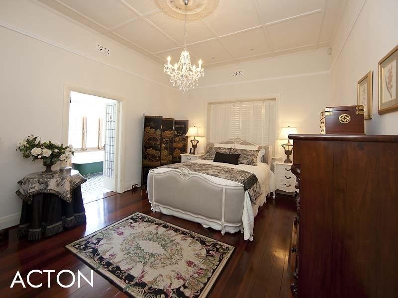 11 Parry Street, Claremont WA 6010