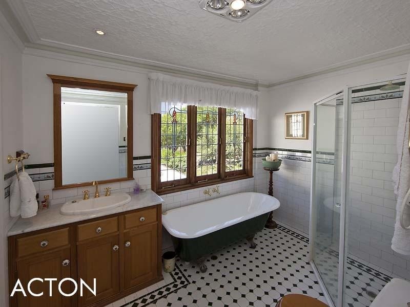 11 Parry Street, Claremont WA 6010