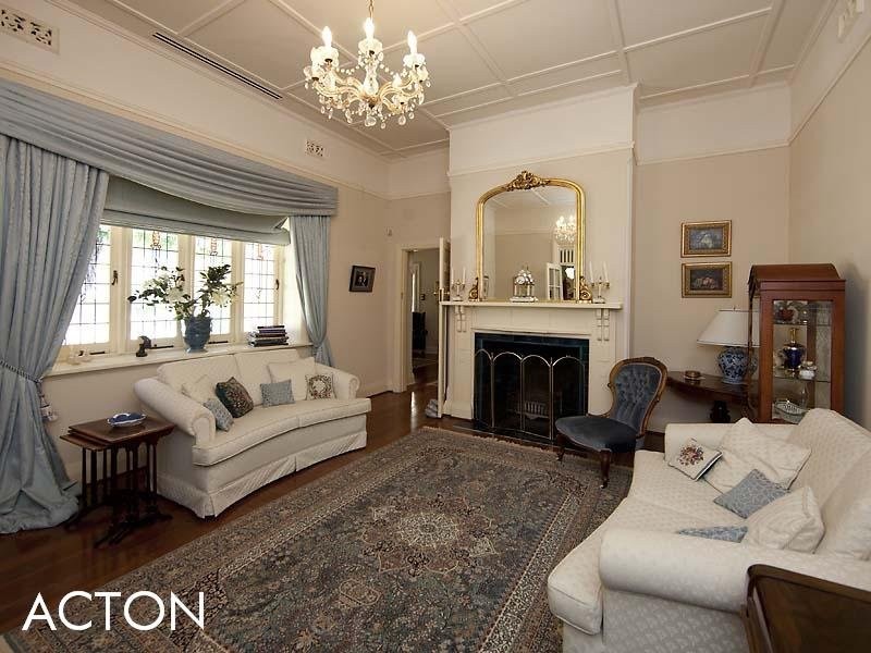 11 Parry Street, Claremont WA 6010