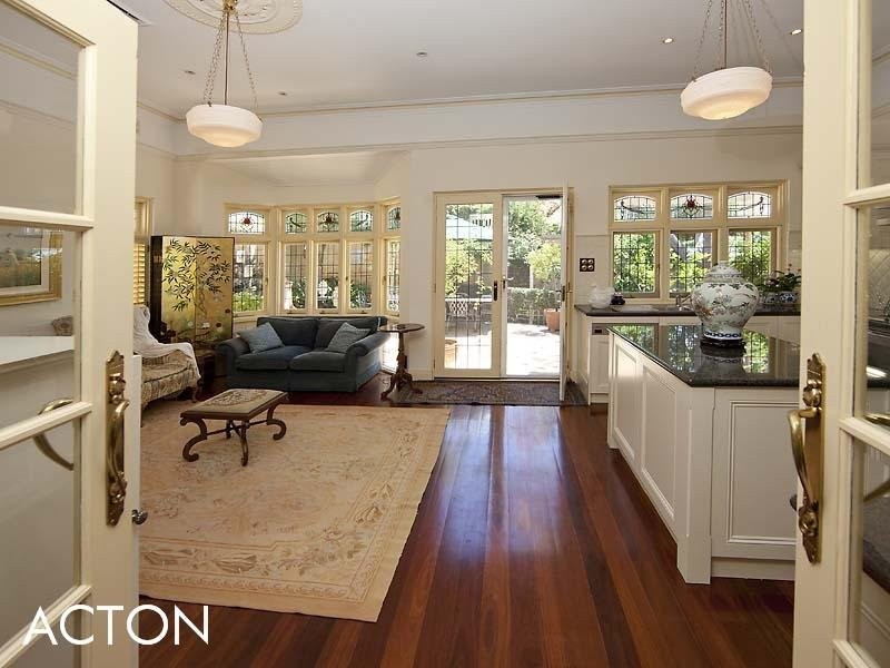 11 Parry Street, Claremont WA 6010