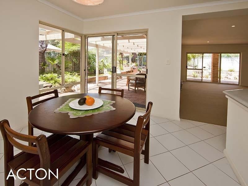 26 Taylor Road, Nedlands WA 6009