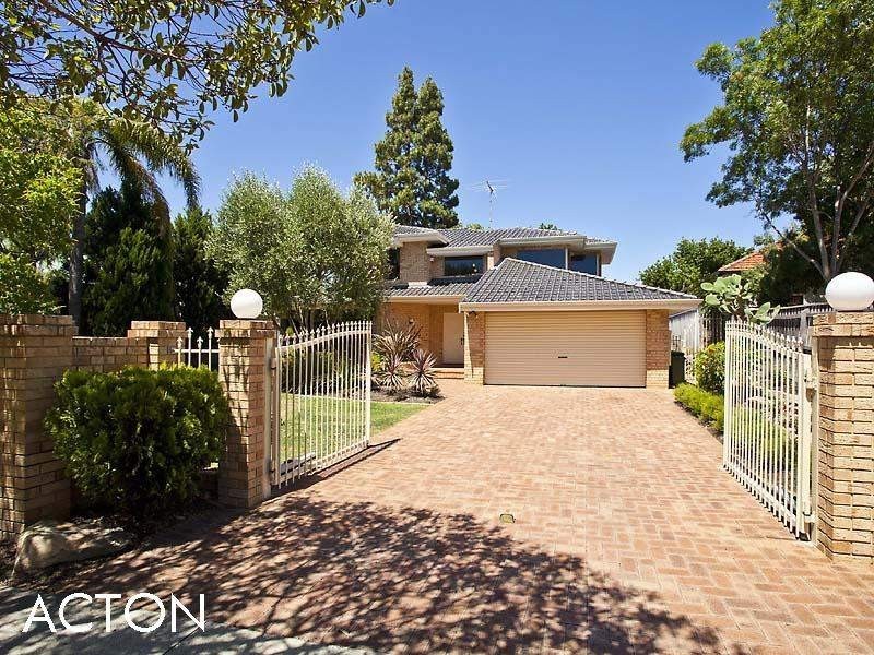 26 Taylor Road, Nedlands WA 6009