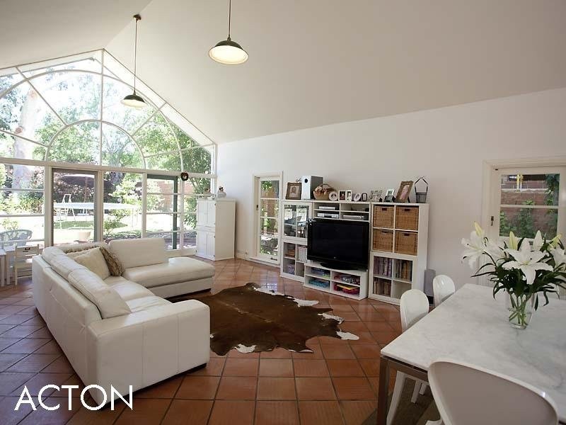 52 Goldsmith Road, Dalkeith WA 6009