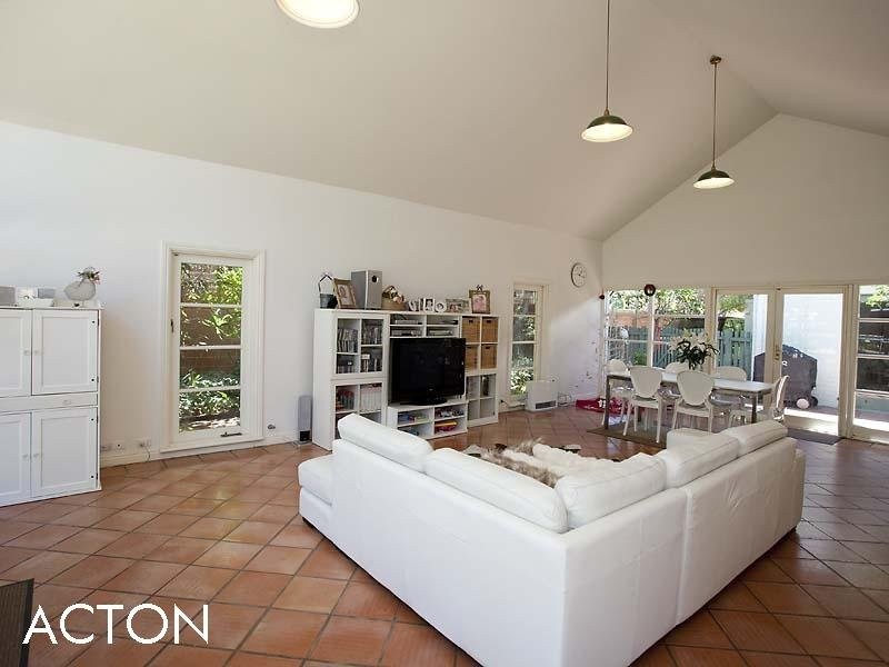 52 Goldsmith Road, Dalkeith WA 6009