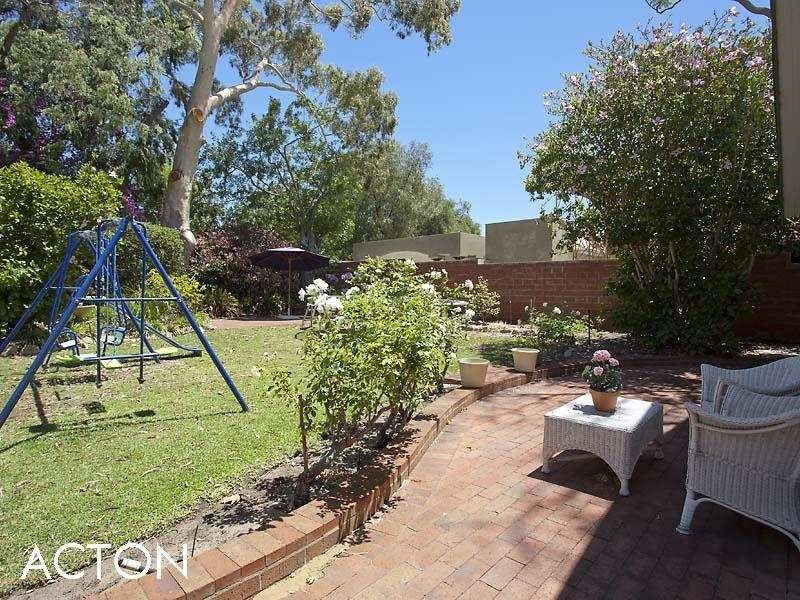 52 Goldsmith Road, Dalkeith WA 6009