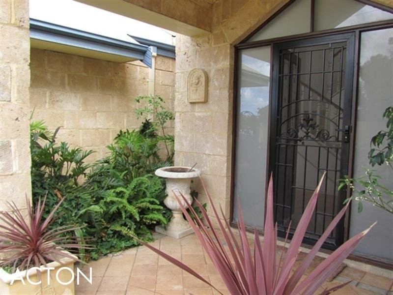 15A Lobelia Street, Mount Claremont WA 6010