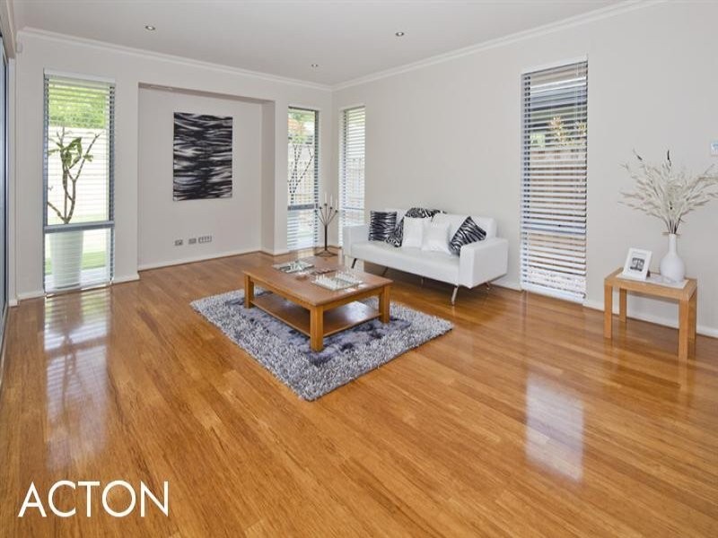16A Dalkeith Road, Nedlands WA 6009