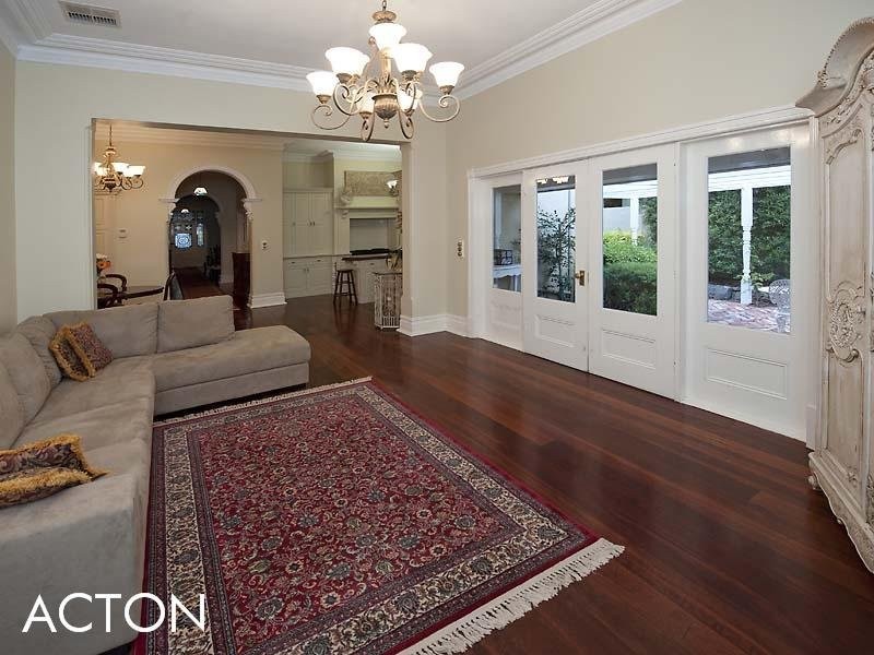 8 Agett Road, Claremont WA 6010