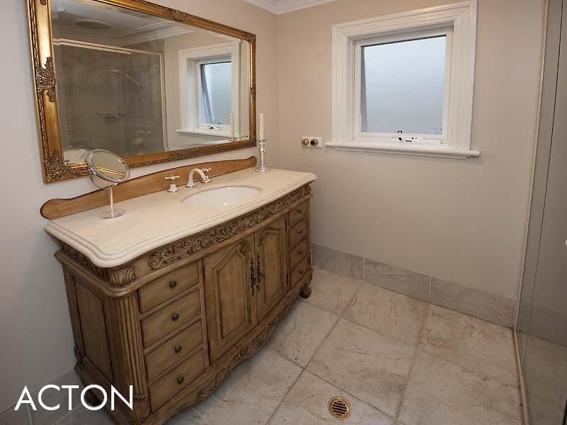 8 Agett Road, Claremont WA 6010