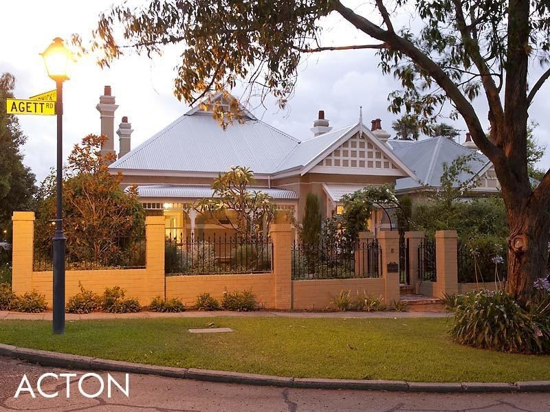 8 Agett Road, Claremont WA 6010