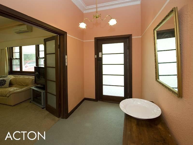 150 Adelma Road, Dalkeith WA 6009