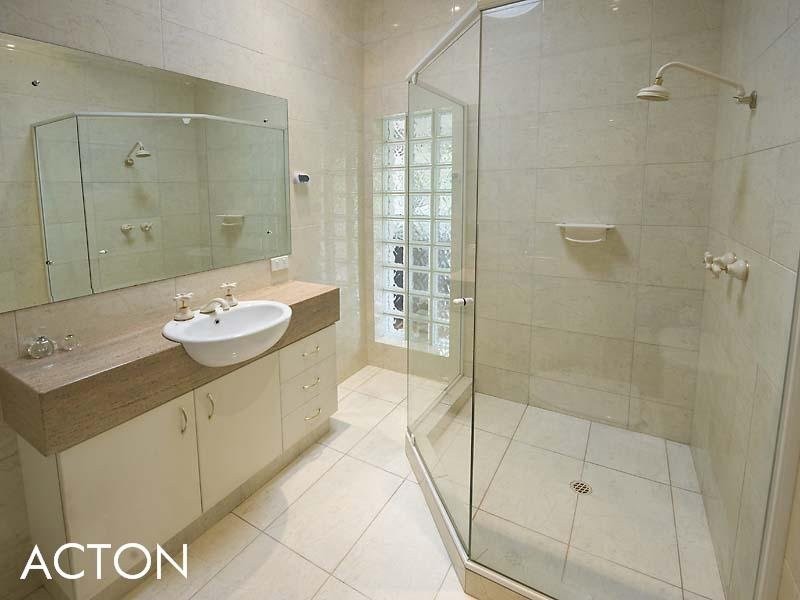 150 Adelma Road, Dalkeith WA 6009