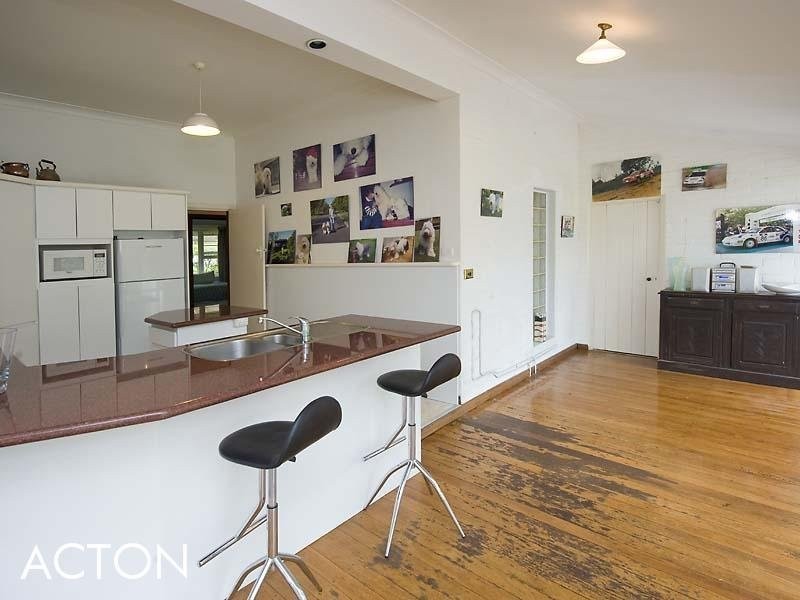 150 Adelma Road, Dalkeith WA 6009