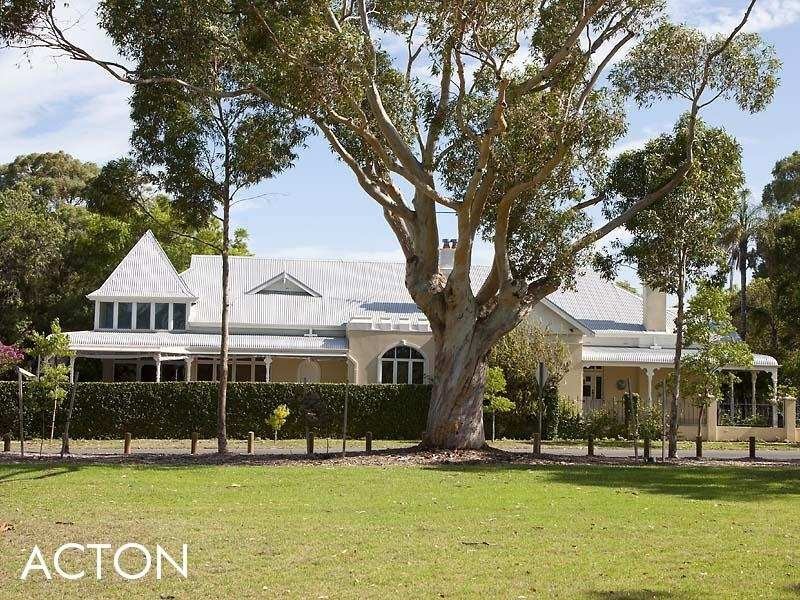 2 Langsford Street, Claremont WA 6010
