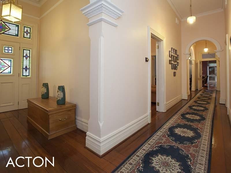 2 Langsford Street, Claremont WA 6010