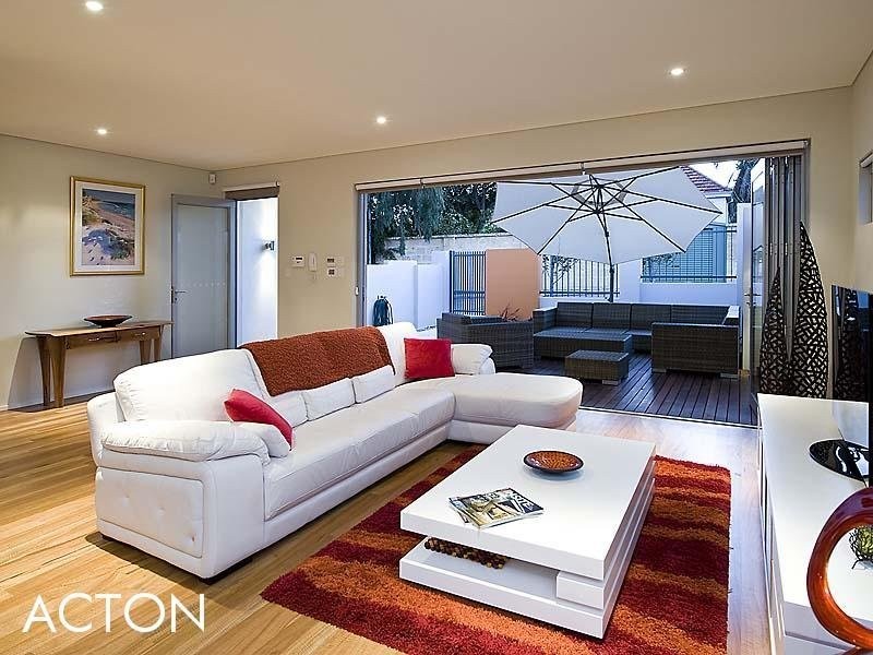 22 McNamara Way, Cottesloe WA 6011