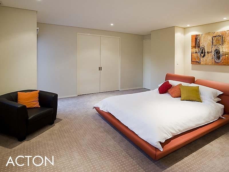 22 McNamara Way, Cottesloe WA 6011