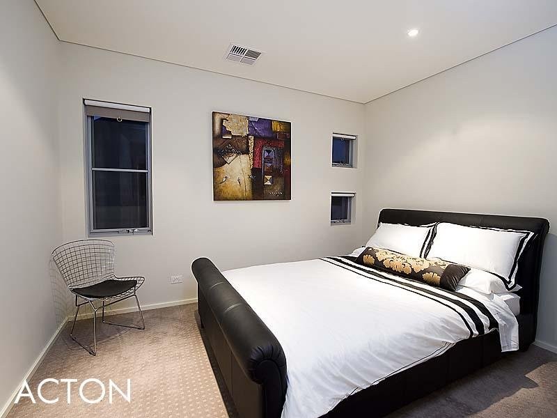 22 McNamara Way, Cottesloe WA 6011