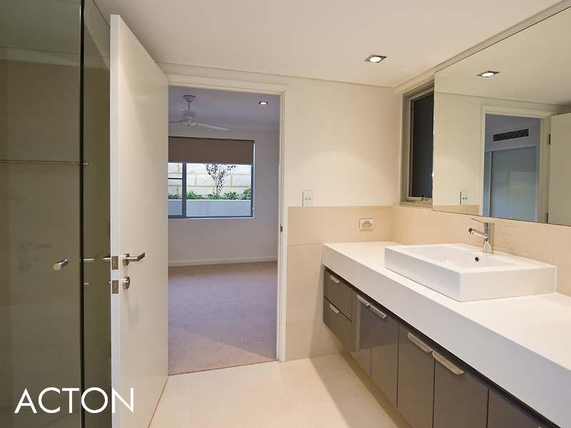 6 Mchenry Lane, Nedlands WA 6009