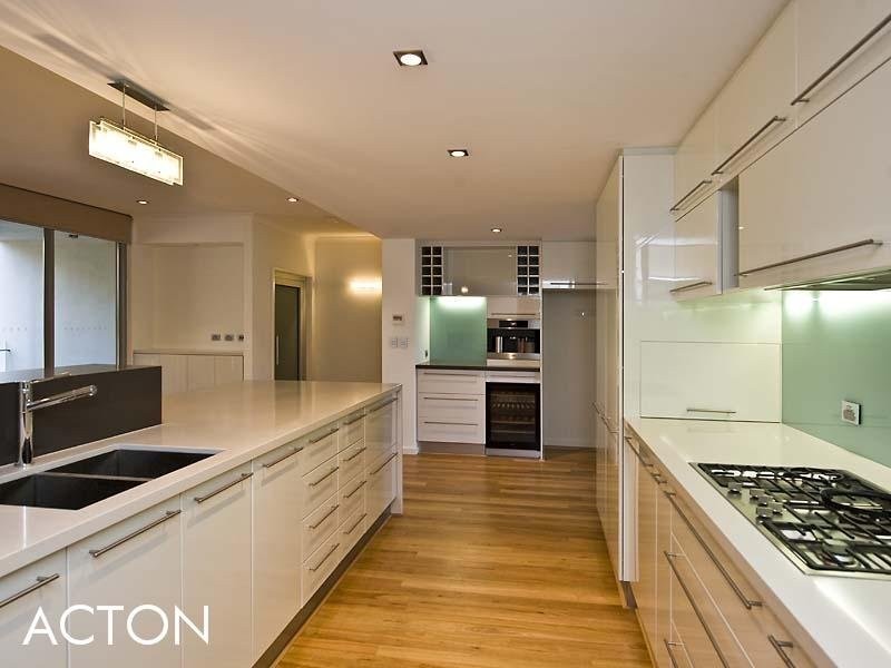 6 Mchenry Lane, Nedlands WA 6009