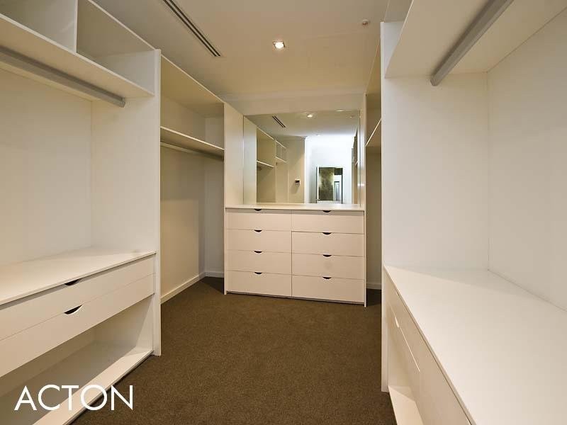 6 Mchenry Lane, Nedlands WA 6009