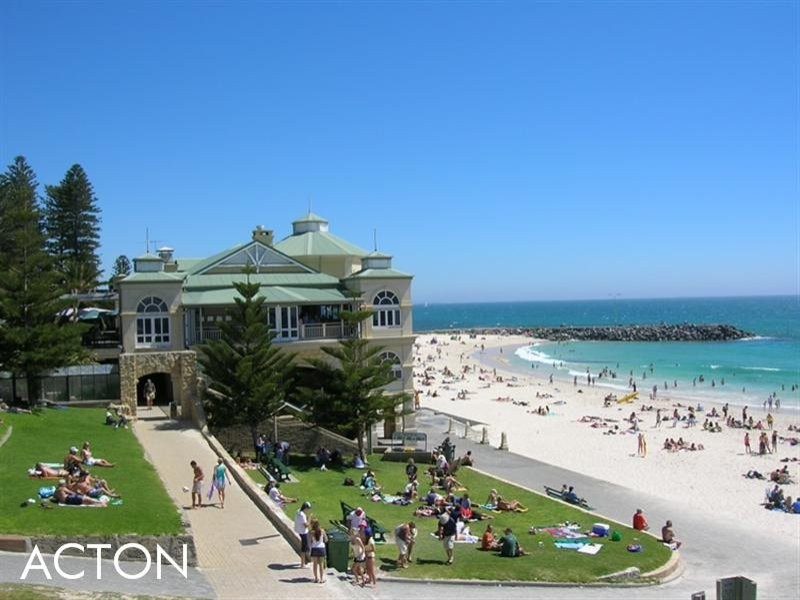 11 Clive Road, Cottesloe WA 6011