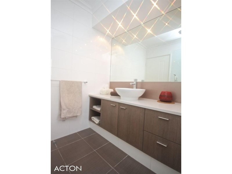 8 Houston Place, Mount Claremont WA 6010