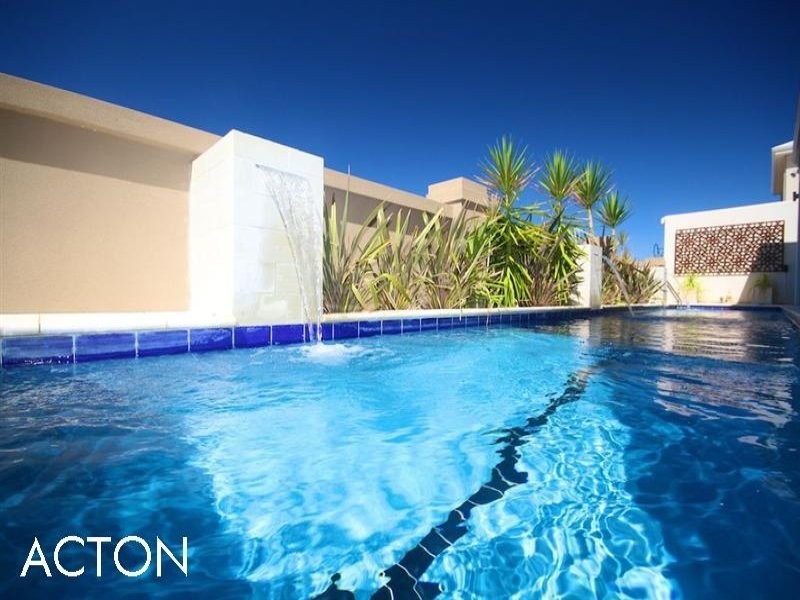 8 Houston Place, Mount Claremont WA 6010