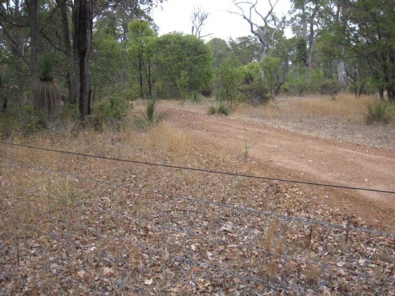 5 Honeytree Grove, Cowaramup WA 6284
