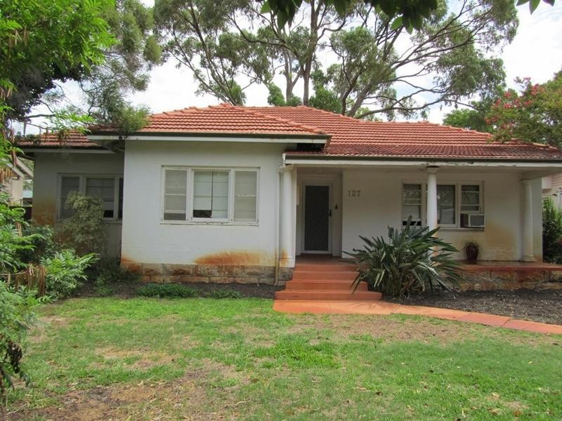 127 Rochdale Road, Mount Claremont WA 6010