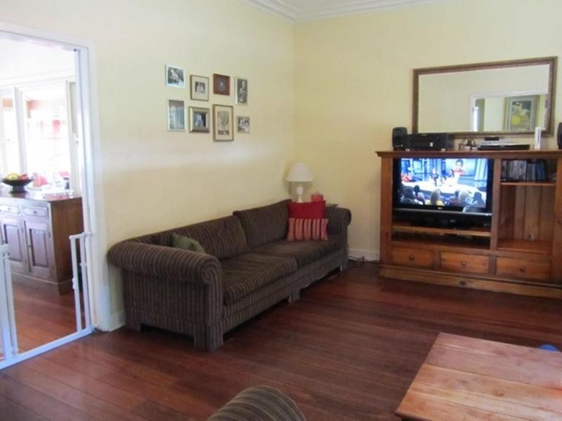 127 Rochdale Road, Mount Claremont WA 6010