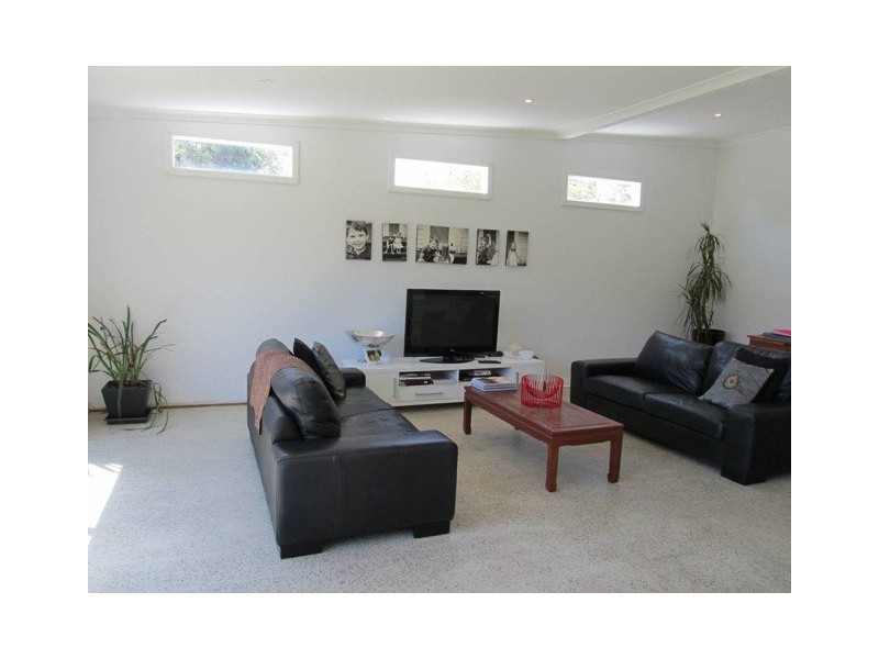 11 Strickland Street, Mount Claremont WA 6010