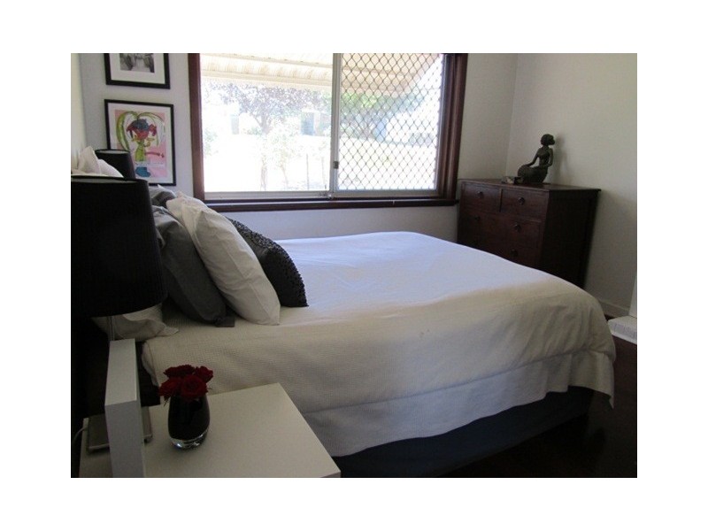 11 Strickland Street, Mount Claremont WA 6010