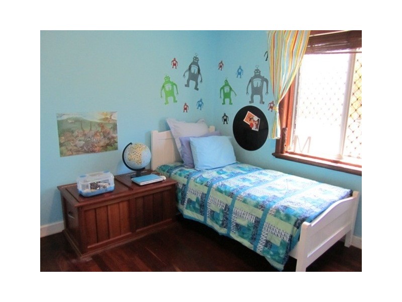 11 Strickland Street, Mount Claremont WA 6010